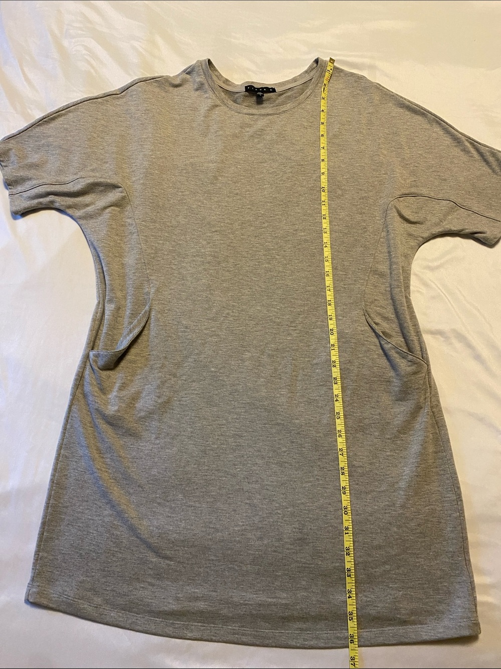 Tiana B. Women’s Short-Sleeve Crewneck Jersey Dress Large